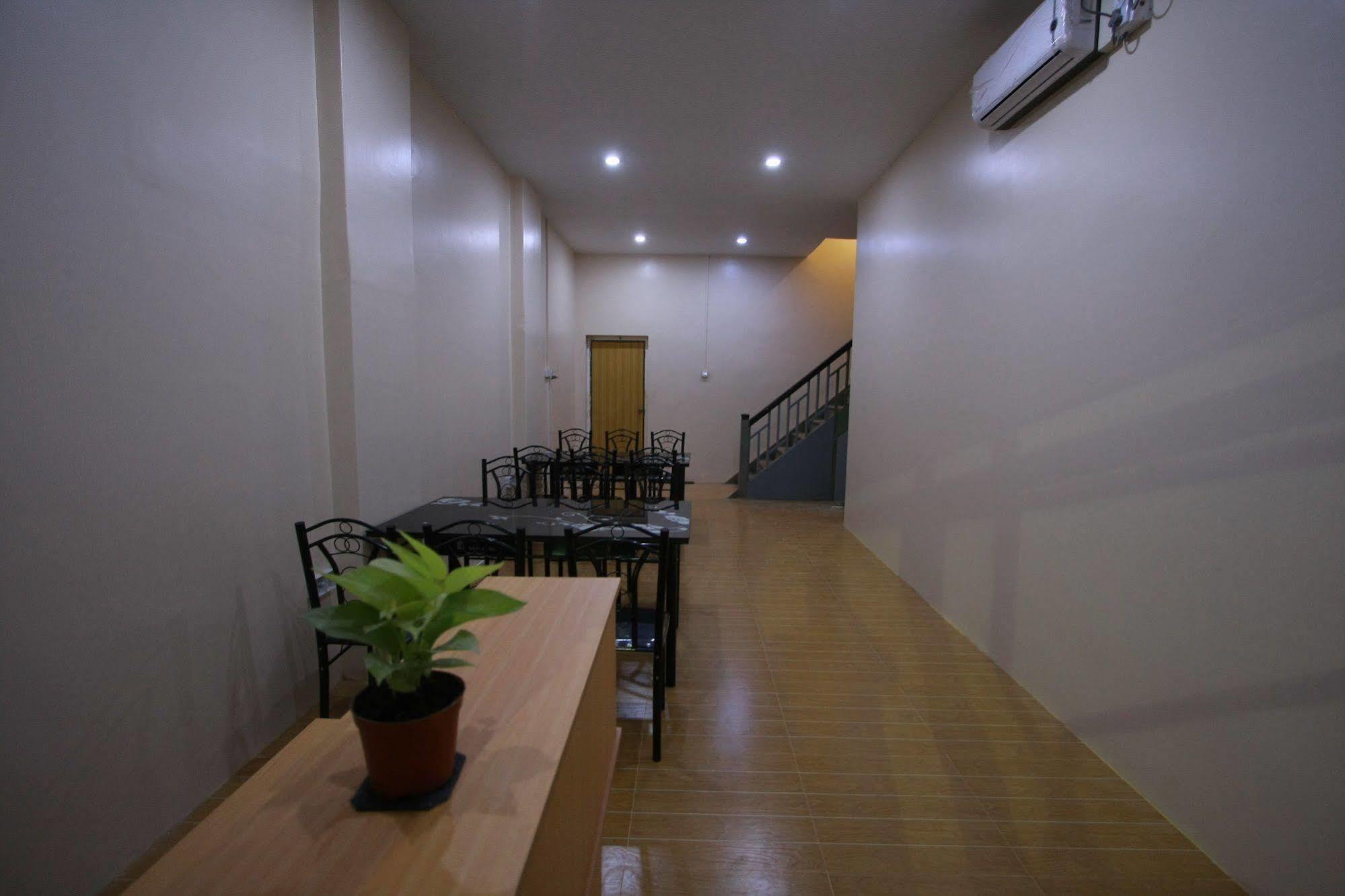 15Th Street @ Downtown Yangon Hotel Exterior photo